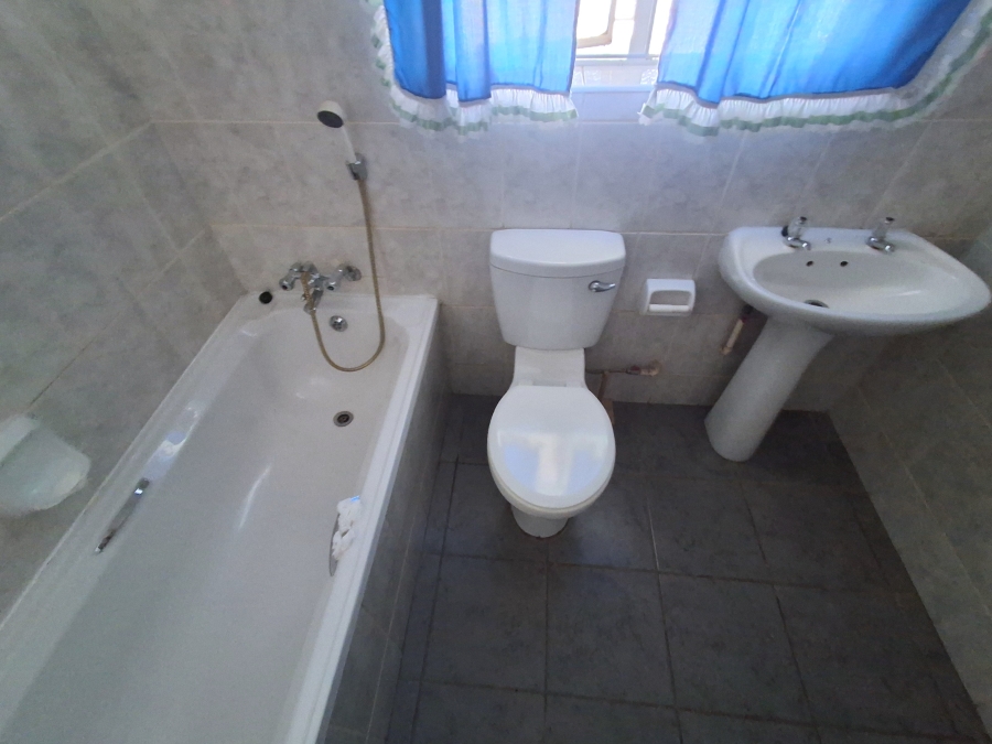 4 Bedroom Property for Sale in Protea Park North West